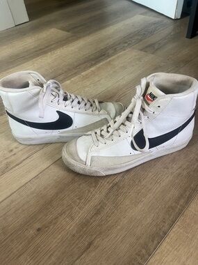 Nike Blazer Sneakers High-Top